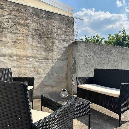 Maison Jardin Proche Paris Вилжуиф Екстериор снимка